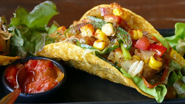 Comida Marrón para Complementar la Fiesta de Colores